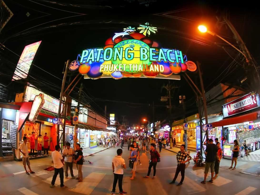 Break Point Hotel Patong Exteriör bild